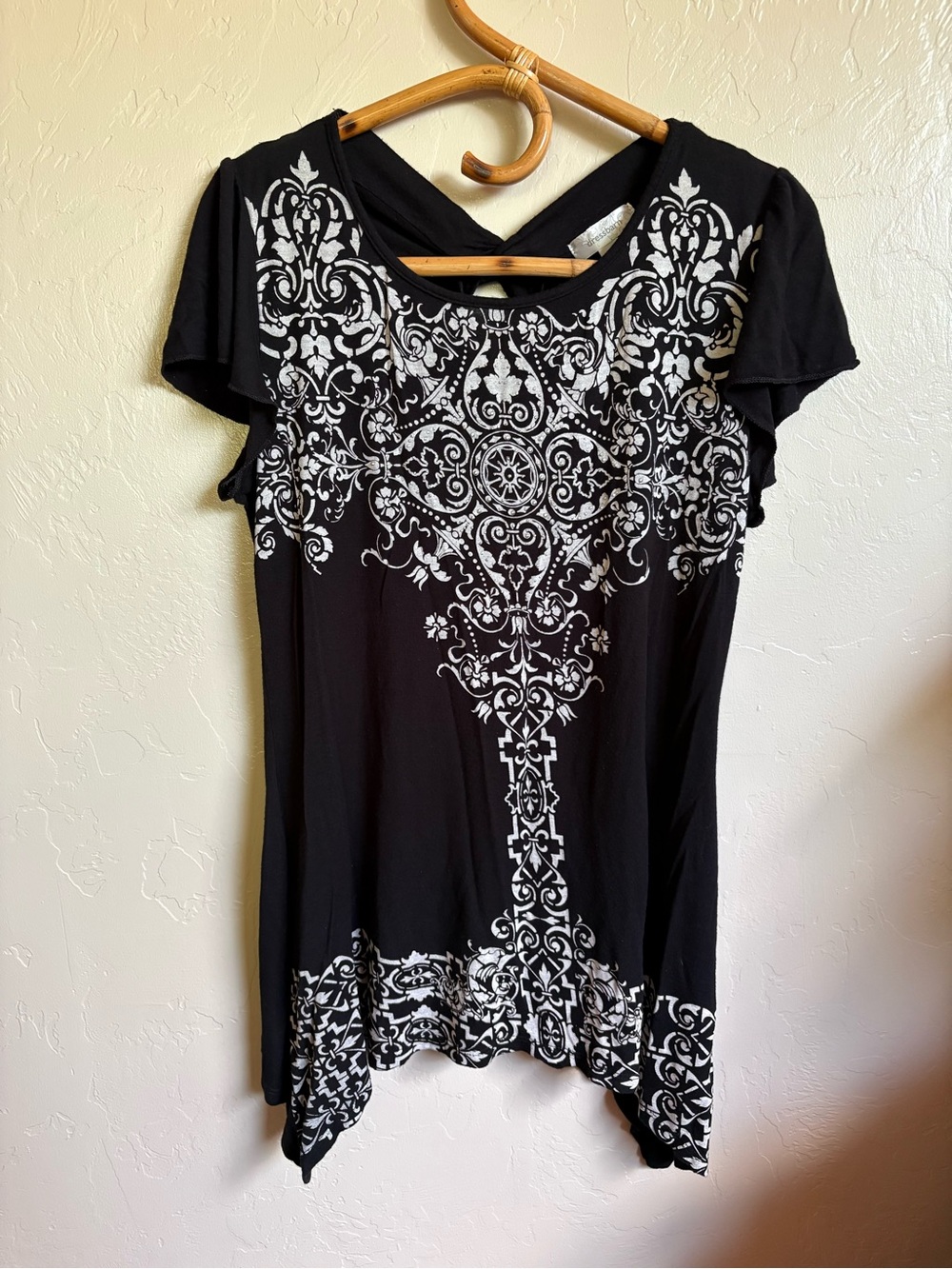 Dressbarn Black Short Flutter Sleeve Keyhole Back Trapeze Bling Grunge Top Large